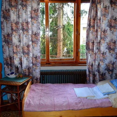 Гостевой дом Farebny Penzion Krasnohorske Podhradie