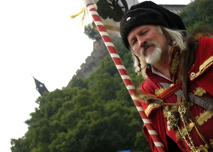 게스트하우스 Farebny Penzion