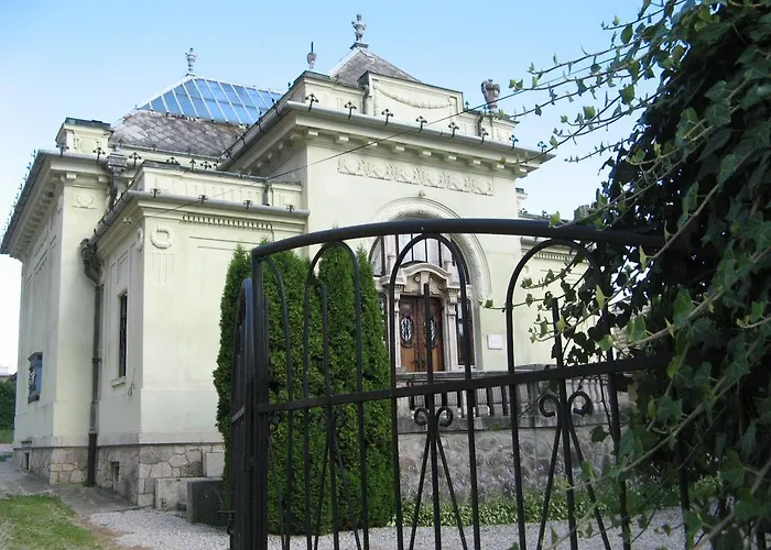 게스트하우스 Farebny Penzion 3*